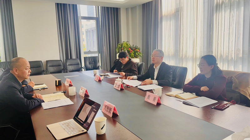 省供銷社黨委委員、理事會(huì)副主任董益彪帶隊(duì)到浙江農(nóng)合集團(tuán)調(diào)研